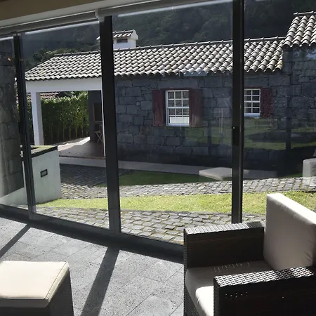 Vakantiehuis Casas Da Faja *